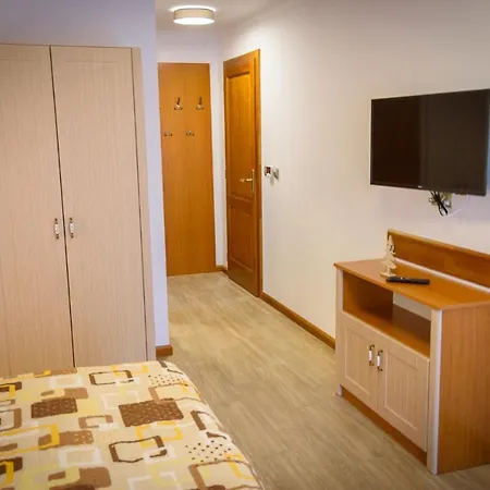 Maison d'hôtes Tulipán 3*