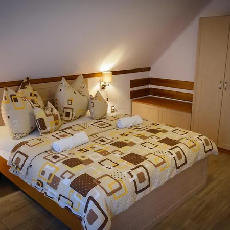 Maison d'hôtes Tulipán 3*