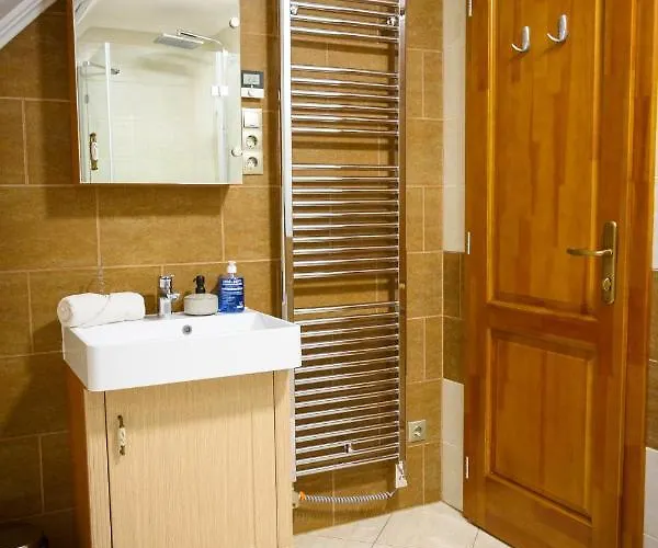 בית הארחה Tulipan Vendeghaz 3*