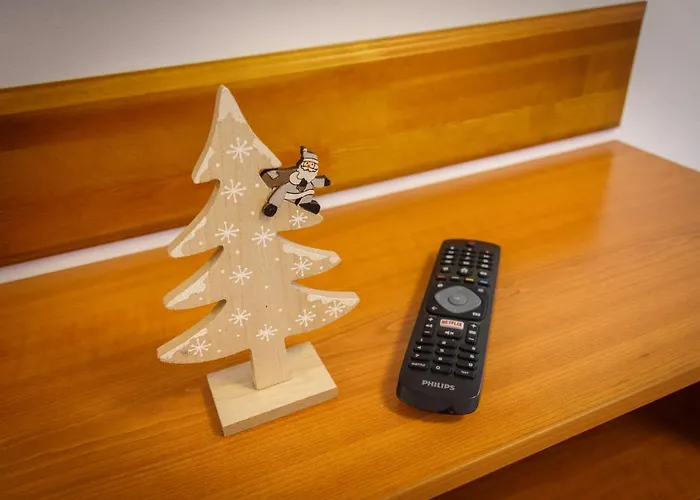 Tulipan Vendeghaz בית הארחה 3*